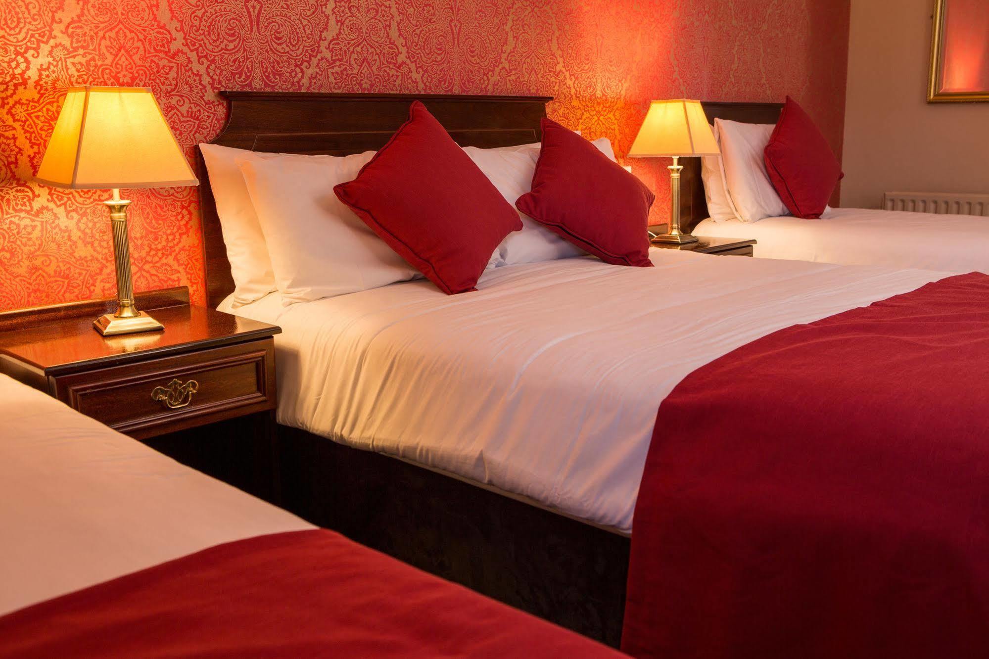 Anner Hotel Thurles Exterior photo