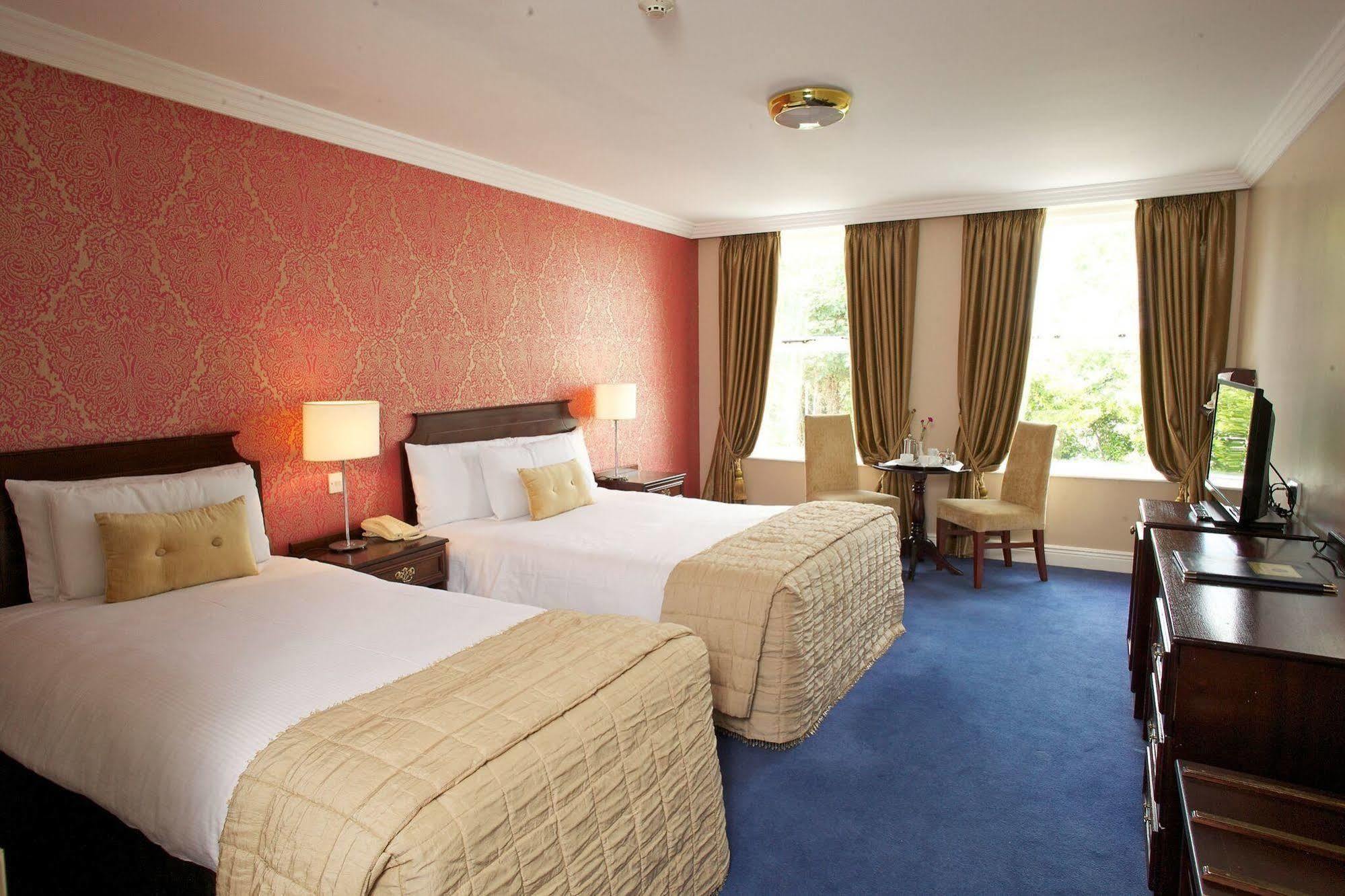 Anner Hotel Thurles Exterior photo